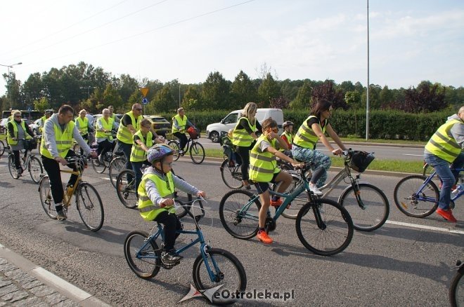 III Rajd Rowerowy w ramach  Dnia Bez Samochodu [24.09.2017] - zdjęcie #32 - eOstroleka.pl