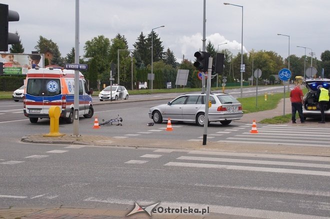 Potrącenie rowerzysty na ulicy Witosa w Ostrołęce [25.09.2017] - zdjęcie #12 - eOstroleka.pl
