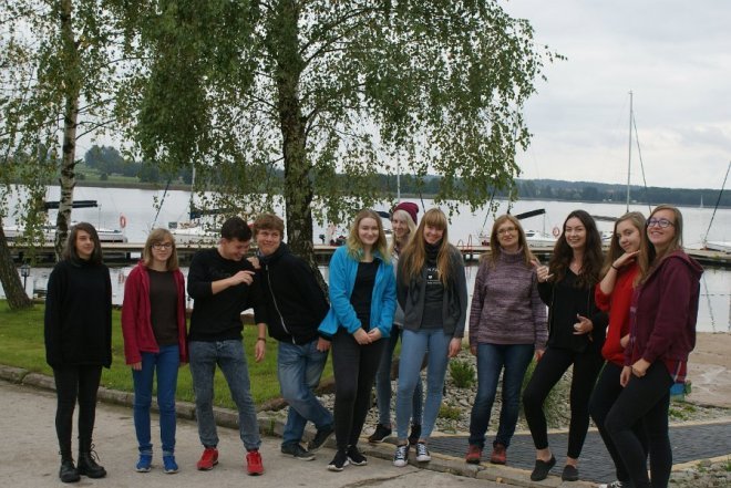 Uczniowie I LO na żeglarskiej wyprawie po Krainie Tysiąca Jezior [29.09.2017] - zdjęcie #3 - eOstroleka.pl
