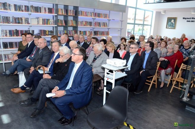 Nowa biblioteka w Kadzidle oficjalnie otwarta [ZDJĘCIA] - zdjęcie #91 - eOstroleka.pl