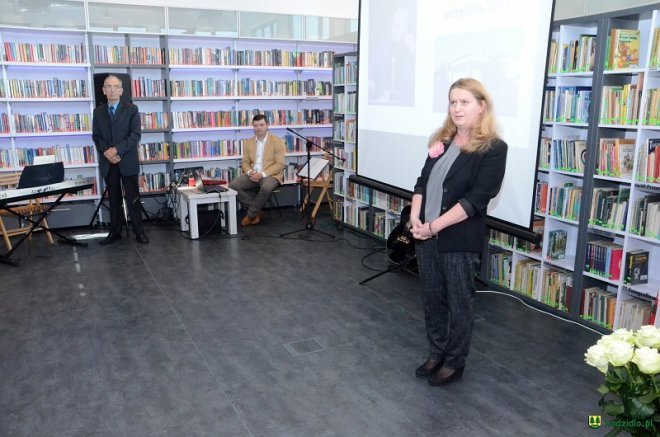 Nowa biblioteka w Kadzidle oficjalnie otwarta [ZDJĘCIA] - zdjęcie #82 - eOstroleka.pl