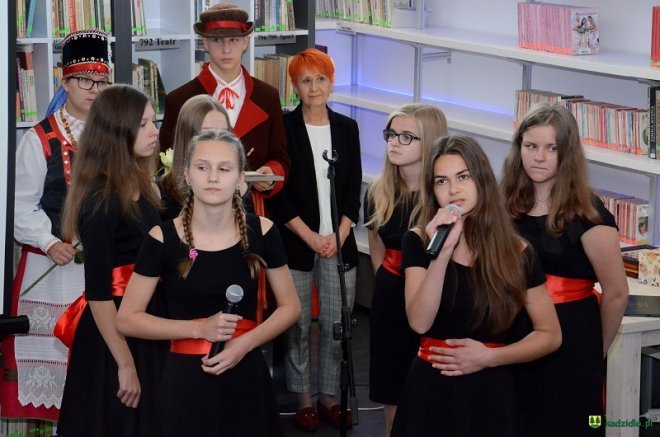 Nowa biblioteka w Kadzidle oficjalnie otwarta [ZDJĘCIA] - zdjęcie #68 - eOstroleka.pl