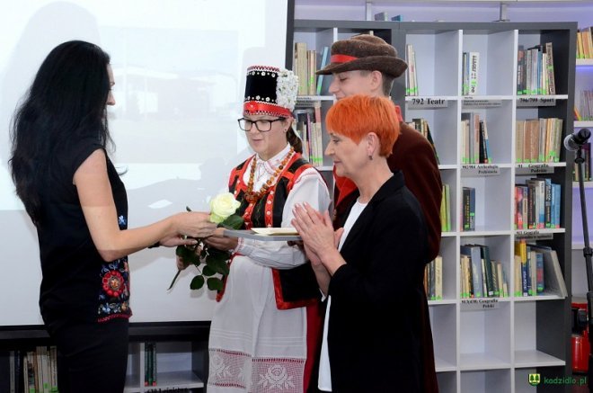Nowa biblioteka w Kadzidle oficjalnie otwarta [ZDJĘCIA] - zdjęcie #112 - eOstroleka.pl