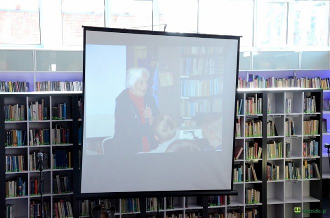 Nowa biblioteka w Kadzidle oficjalnie otwarta [ZDJĘCIA] - zdjęcie #60 - eOstroleka.pl