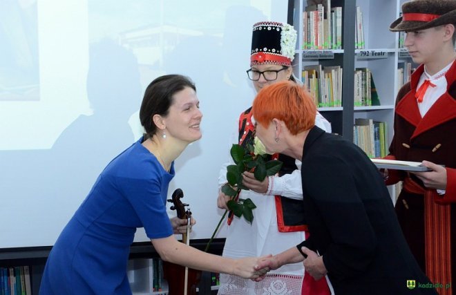 Nowa biblioteka w Kadzidle oficjalnie otwarta [ZDJĘCIA] - zdjęcie #52 - eOstroleka.pl