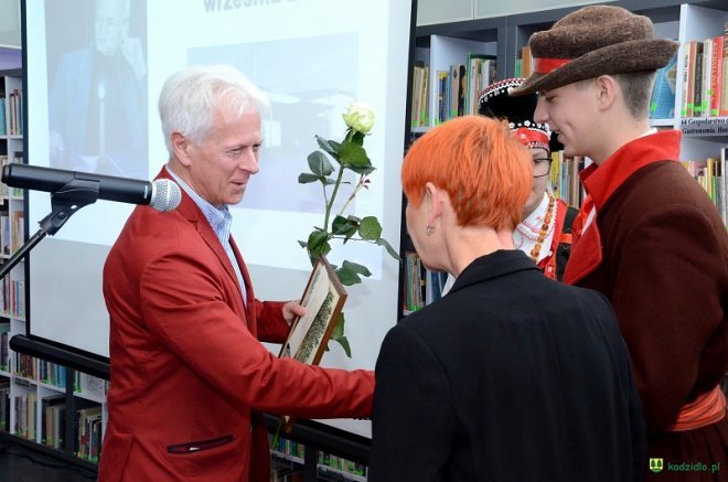 Nowa biblioteka w Kadzidle oficjalnie otwarta [ZDJĘCIA] - zdjęcie #46 - eOstroleka.pl