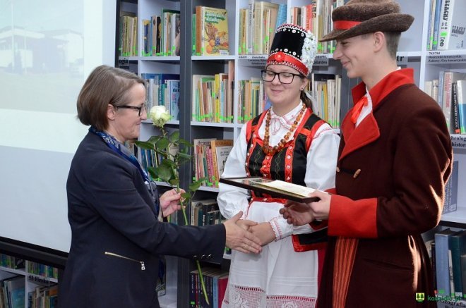Nowa biblioteka w Kadzidle oficjalnie otwarta [ZDJĘCIA] - zdjęcie #129 - eOstroleka.pl