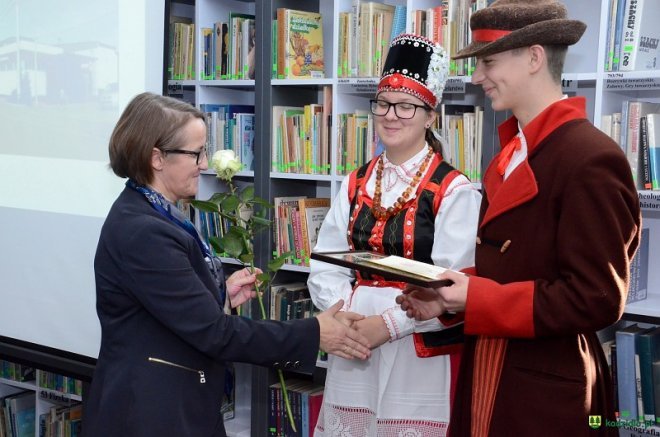 Nowa biblioteka w Kadzidle oficjalnie otwarta [ZDJĘCIA] - zdjęcie #44 - eOstroleka.pl