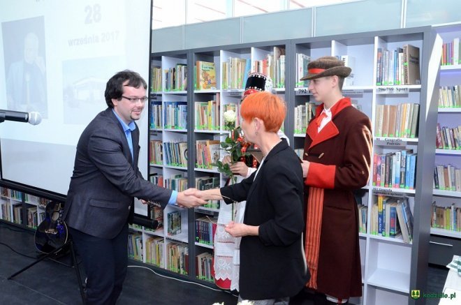 Nowa biblioteka w Kadzidle oficjalnie otwarta [ZDJĘCIA] - zdjęcie #130 - eOstroleka.pl