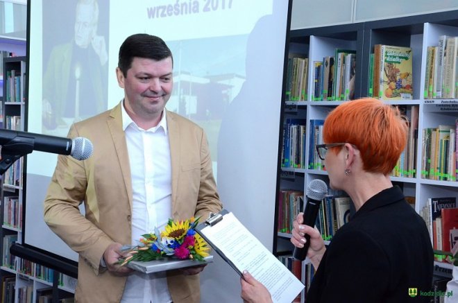 Nowa biblioteka w Kadzidle oficjalnie otwarta [ZDJĘCIA] - zdjęcie #42 - eOstroleka.pl