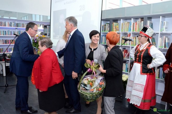 Nowa biblioteka w Kadzidle oficjalnie otwarta [ZDJĘCIA] - zdjęcie #17 - eOstroleka.pl
