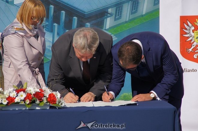 Uroczyste wmurowanie kamienia węgielnego pod budowę Muzeum Żołnierzy Wyklętych [] - zdjęcie #47 - eOstroleka.pl