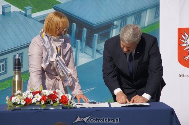 Uroczyste wmurowanie kamienia węgielnego pod budowę Muzeum Żołnierzy Wyklętych [] - zdjęcie #40 - eOstroleka.pl