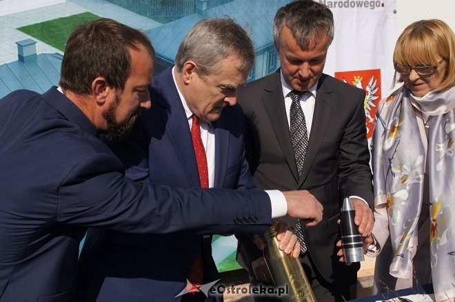 Uroczyste wmurowanie kamienia węgielnego pod budowę Muzeum Żołnierzy Wyklętych [] - zdjęcie #22 - eOstroleka.pl