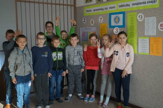 Światowy Dzień Tabliczki Mnożenia w Szkole Podstawowej w Zalasiu [ZDJĘCIA] - zdjęcie #9 - eOstroleka.pl