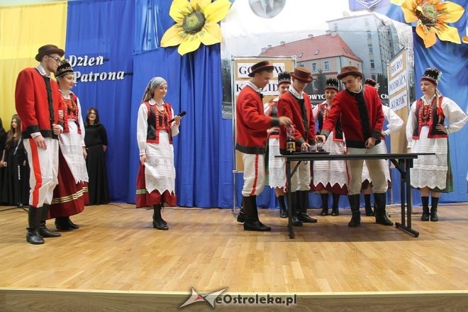 Święto Patrona ZSZ nr 4 w Ostrołęce [06.10.2017] - zdjęcie #28 - eOstroleka.pl