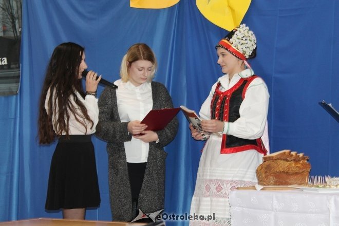 Święto Patrona ZSZ nr 4 w Ostrołęce [06.10.2017] - zdjęcie #16 - eOstroleka.pl