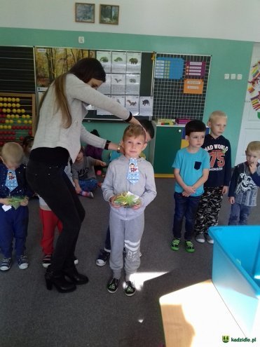 Pieczenie Ziemniaka na Dzień Chłopaka w Szkole Podstawowej w Glebie [ZDJĘCIA] - zdjęcie #5 - eOstroleka.pl