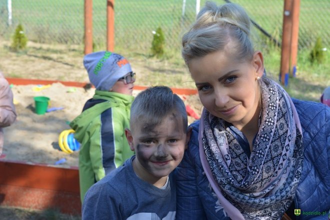 Pieczenie Ziemniaka na Dzień Chłopaka w Szkole Podstawowej w Glebie [ZDJĘCIA] - zdjęcie #22 - eOstroleka.pl