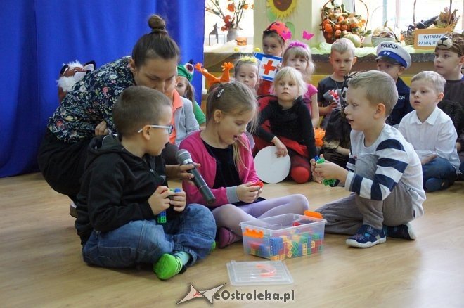Bezpieczny Przedszkolak w Przedszkolu Miejskim nr 17 [12.10.2017] - zdjęcie #75 - eOstroleka.pl
