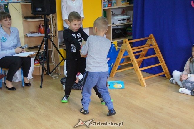 Bezpieczny Przedszkolak w Przedszkolu Miejskim nr 17 [12.10.2017] - zdjęcie #56 - eOstroleka.pl