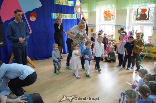 Bezpieczny Przedszkolak w Przedszkolu Miejskim nr 17 [12.10.2017] - zdjęcie #48 - eOstroleka.pl