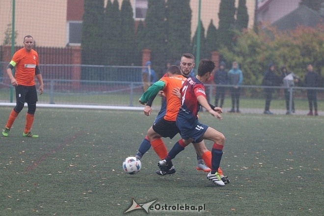 Narew Ostrołęka - FC Różan [14.10.2017] - zdjęcie #4 - eOstroleka.pl