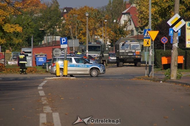 Ostrołęka: Pocisk podrzucony w reklamówce pod śmietnik wywieziony na poligon [ZDJĘCIA] - zdjęcie #33 - eOstroleka.pl