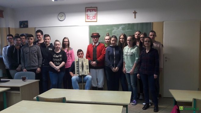 Projekt „Graj gracyku...” w kadzidlańskim CKK [ZDJĘCIA] - zdjęcie #10 - eOstroleka.pl