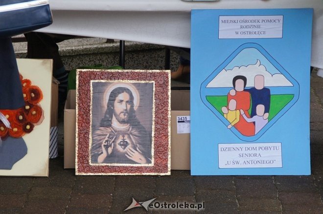 Ostrołęka: Miejskie obchody Międzynarodowego Dnia Walki z Ubóstwem [ZDJĘCIA] - zdjęcie #30 - eOstroleka.pl