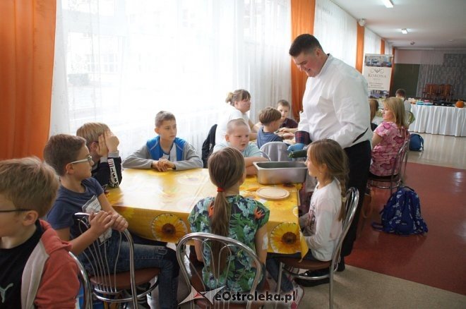 Uczniowie „piątki” wiedzą więcej o zdrowym odżywianiu [ZDJĘCIA] - zdjęcie #26 - eOstroleka.pl