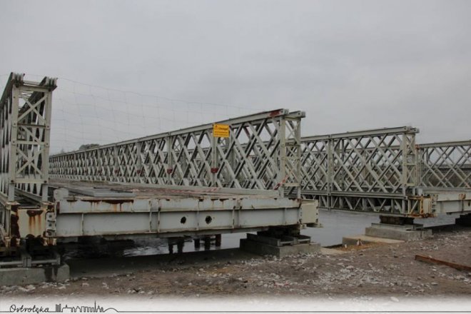 Ostrołęka: Obie nitki tymczasowego mostu już gotowe [ZDJĘCIA] - zdjęcie #12 - eOstroleka.pl