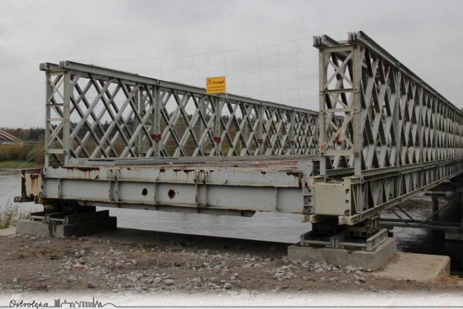 Ostrołęka: Obie nitki tymczasowego mostu już gotowe [ZDJĘCIA] - zdjęcie #17 - eOstroleka.pl