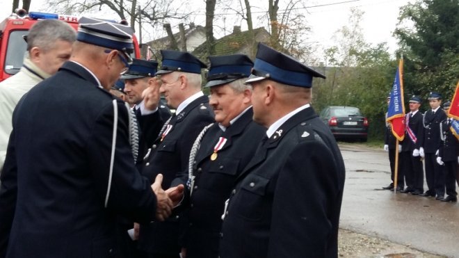 Strażacy ochotnicy z Żerania Małego dostali nowy wóz ratowniczo-gaśniczy [ZDJĘCIA] - zdjęcie #41 - eOstroleka.pl