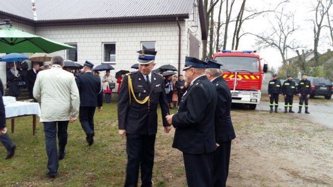 Strażacy ochotnicy z Żerania Małego dostali nowy wóz ratowniczo-gaśniczy [ZDJĘCIA] - zdjęcie #44 - eOstroleka.pl