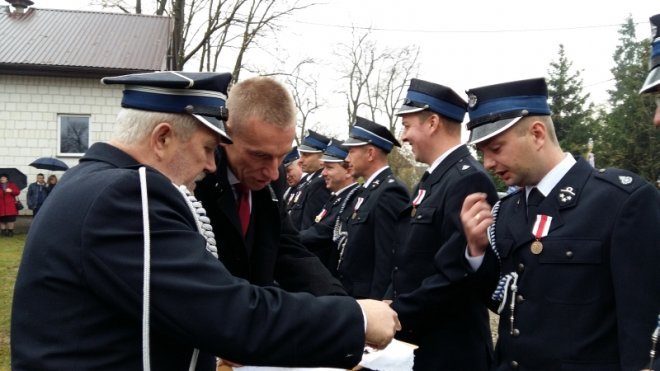 Strażacy ochotnicy z Żerania Małego dostali nowy wóz ratowniczo-gaśniczy [ZDJĘCIA] - zdjęcie #30 - eOstroleka.pl