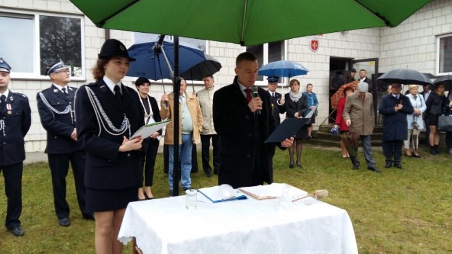 Strażacy ochotnicy z Żerania Małego dostali nowy wóz ratowniczo-gaśniczy [ZDJĘCIA] - zdjęcie #7 - eOstroleka.pl