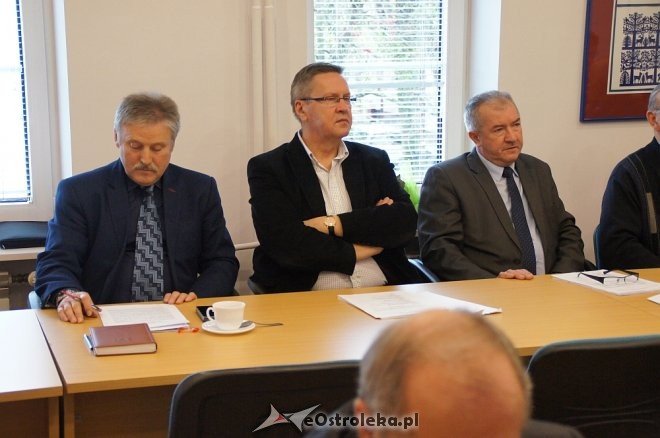 „Porządkowa” sesja Rady Powiatu w Ostrołęce [WIDEO, ZDJĘCIA] - zdjęcie #11 - eOstroleka.pl