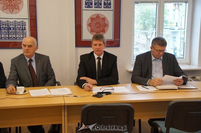 „Porządkowa” sesja Rady Powiatu w Ostrołęce [WIDEO, ZDJĘCIA] - zdjęcie #12 - eOstroleka.pl