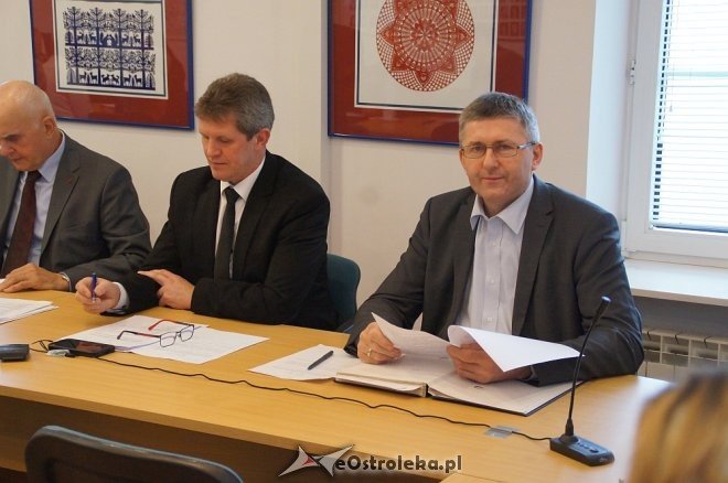 „Porządkowa” sesja Rady Powiatu w Ostrołęce [WIDEO, ZDJĘCIA] - zdjęcie #19 - eOstroleka.pl