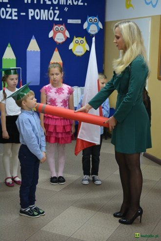 Pasowanie na ucznia w Szkole Podstawowej w Glebie [ZDJĘCIA] - zdjęcie #10 - eOstroleka.pl