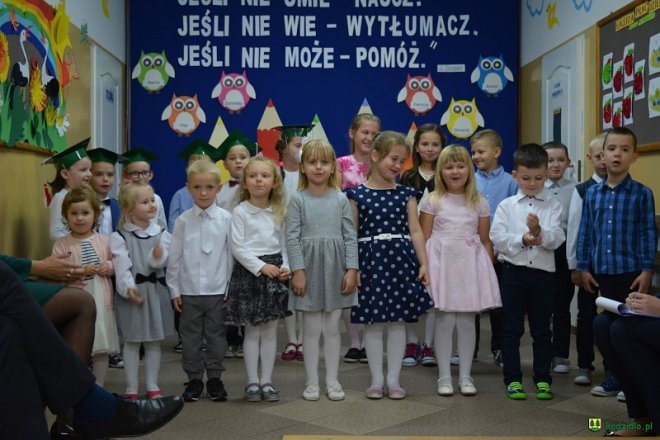 Pasowanie na ucznia w Szkole Podstawowej w Glebie [ZDJĘCIA] - zdjęcie #22 - eOstroleka.pl