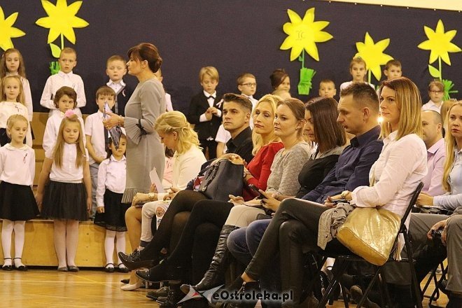 Pasowanie na ucznia w SP nr 6 w Ostrołęce [09.11.2017] - zdjęcie #141 - eOstroleka.pl
