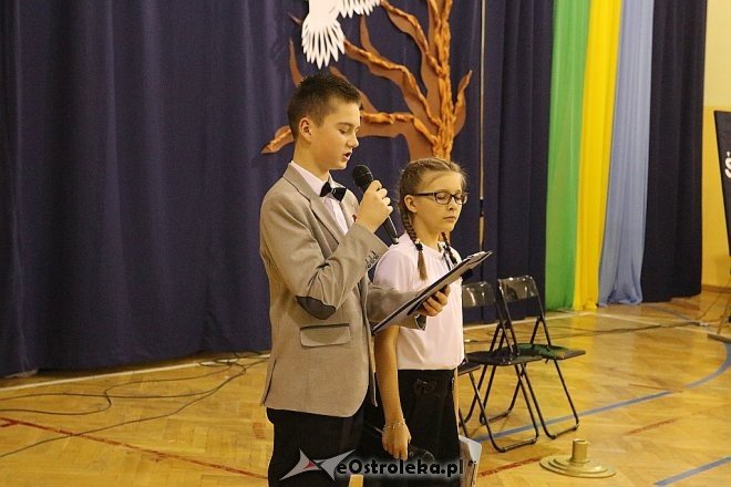 Pasowanie na ucznia w SP nr 6 w Ostrołęce [09.11.2017] - zdjęcie #133 - eOstroleka.pl
