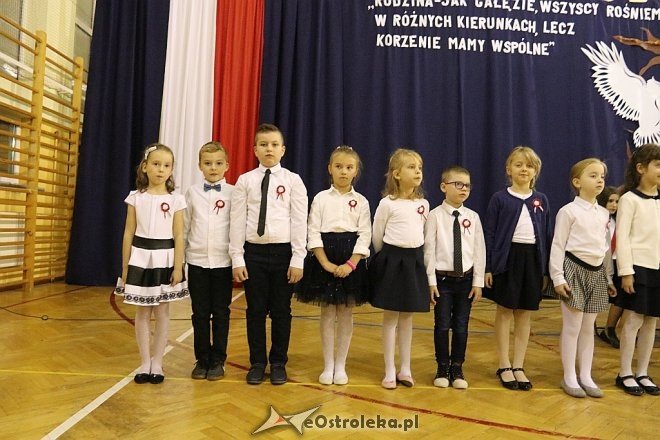 Pasowanie na ucznia w SP nr 6 w Ostrołęce [09.11.2017] - zdjęcie #120 - eOstroleka.pl