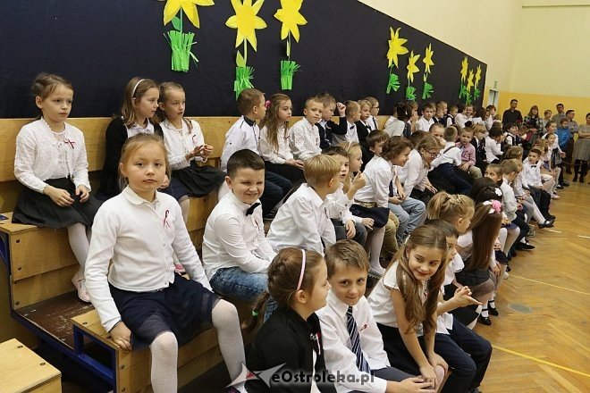 Pasowanie na ucznia w SP nr 6 w Ostrołęce [09.11.2017] - zdjęcie #111 - eOstroleka.pl
