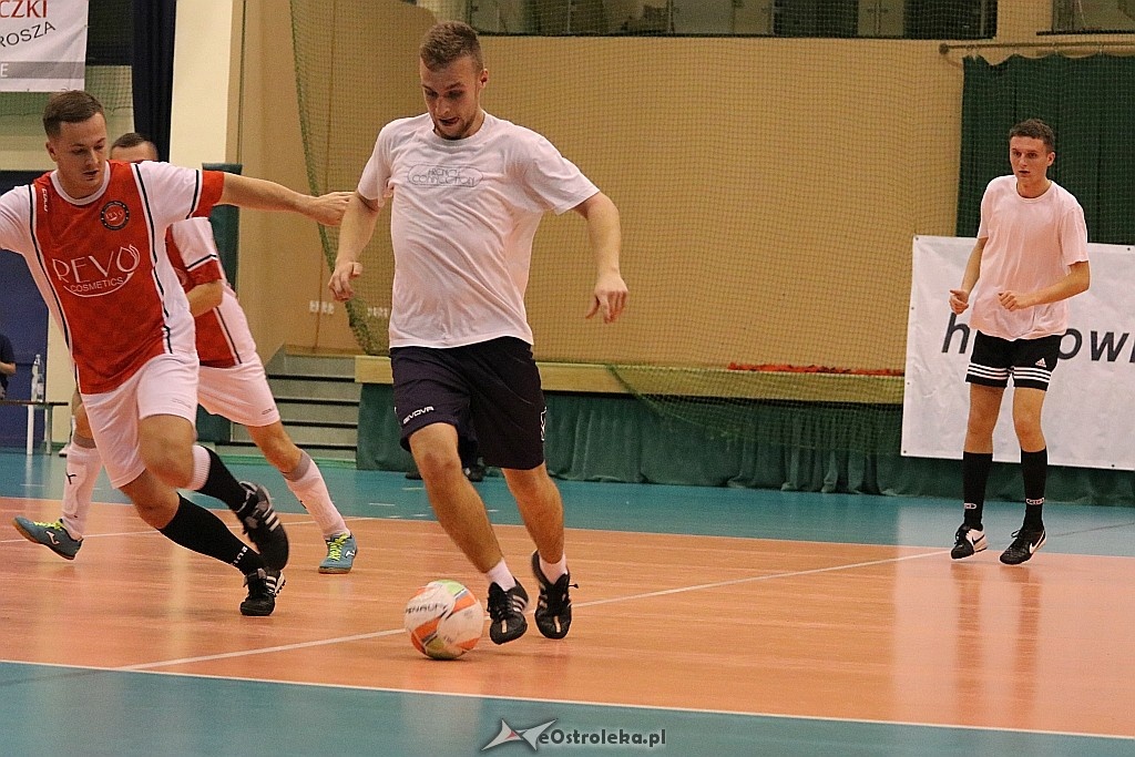 Nocna Liga Futsalu: 1 kolejka [10.11.2017] - zdjęcie #14 - eOstroleka.pl