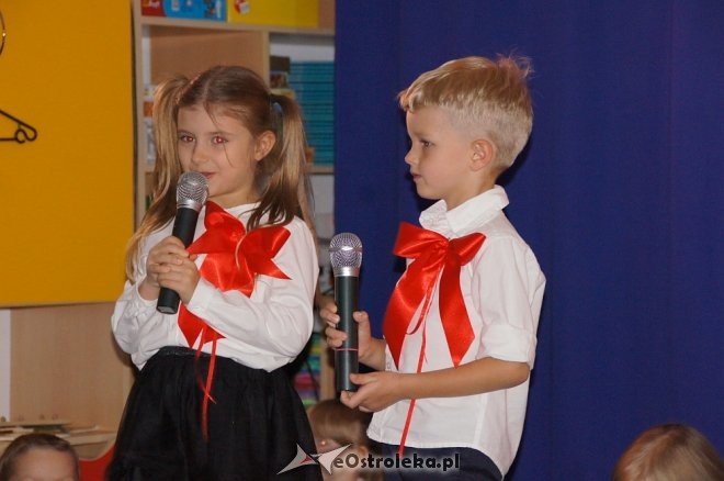 Święto Niepodległości w Przedszkolu Miejskim nr 17 Krainia Misiów [13.11.2017] - zdjęcie #2 - eOstroleka.pl
