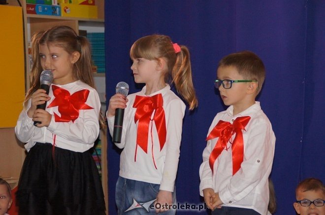 Święto Niepodległości w Przedszkolu Miejskim nr 17 Krainia Misiów [13.11.2017] - zdjęcie #8 - eOstroleka.pl