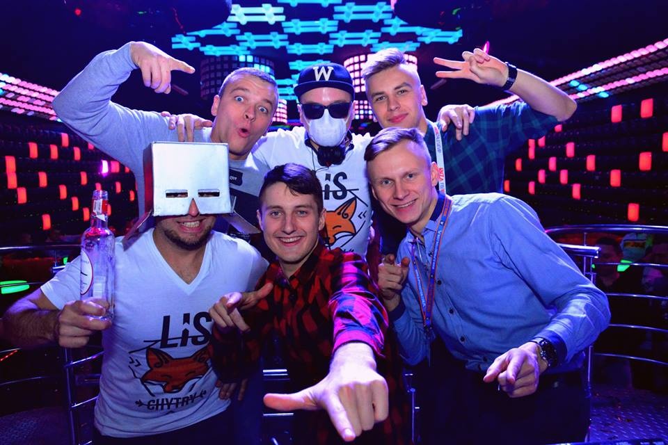 Koncert Chwytak & DJ Wiktor Ibiza Zalesie [11.11.2017] - zdjęcie #3 - eOstroleka.pl